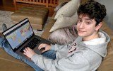 Teenager sviluppa sito di tracciamento mondiale del Covid-19 e respinge 8 milioni di dollari: 